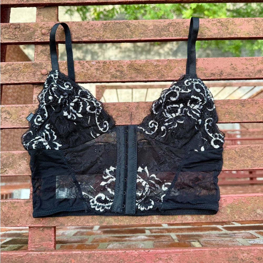 URBAN OUTFITTERS Lace Corset Bralette
